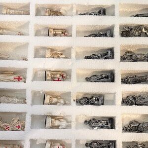 Crusader VS Ottoman Chess Set With Glass Board